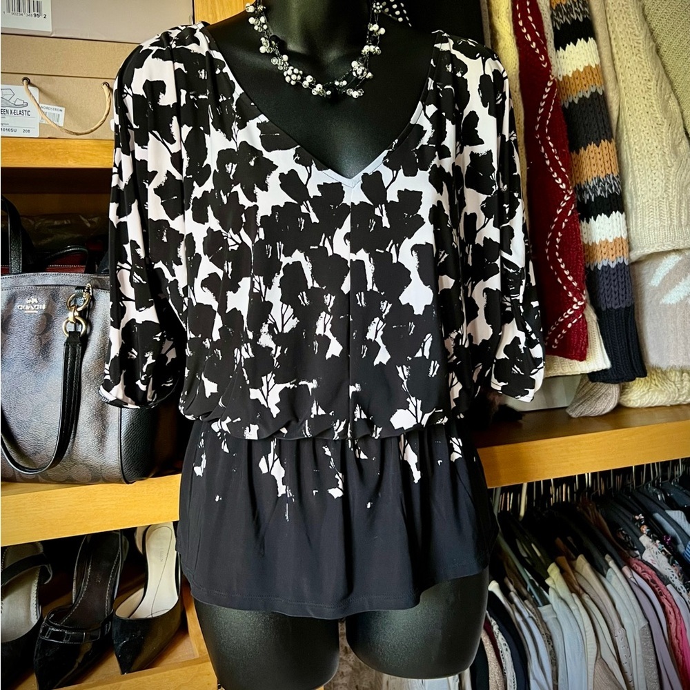 WHBM EUC Ruffled Peplum Blouse Black and White